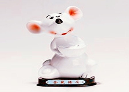 属鼠佩戴什么招财