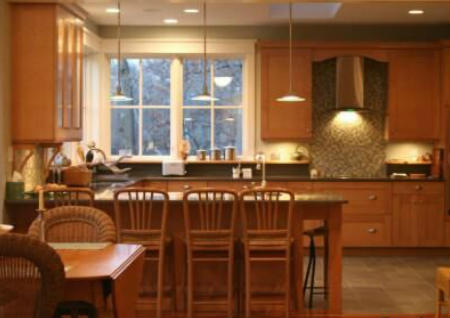 选择实木家具的风水讲究