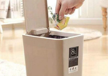 容易破坏运气的垃圾桶摆放风水学问