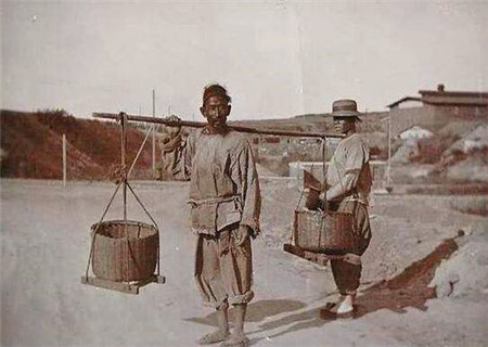 一生穷苦命的八字特征 一生穷苦命的八字特征