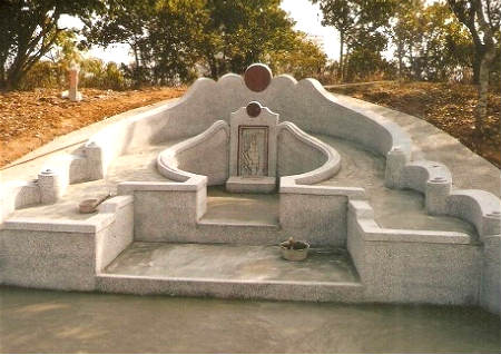 风水宝地下葬异象 风水宝地下葬异象