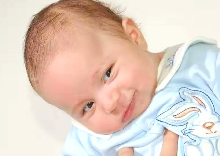 姓冯男孩气质高雅顺口 姓冯男孩气质高雅顺口