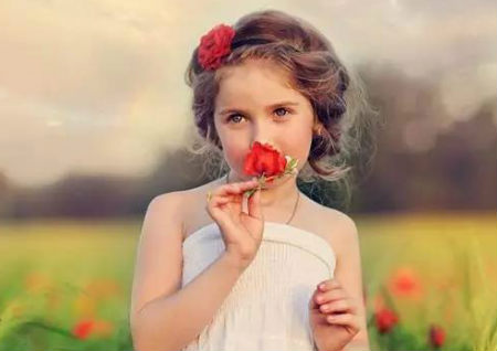 华姓女孩名字洋气2个字