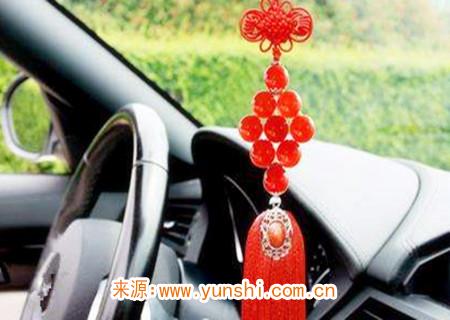 车上挂什么保平安辟邪 车上挂什么保平安辟邪