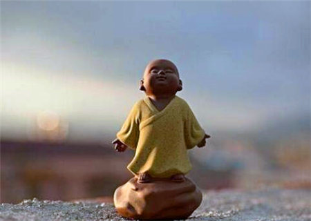 易出家的八字特征