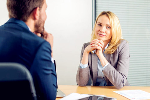 长什么样的女人做生意精明