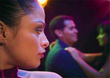 爱吃醋的八字特征 爱吃醋的八字特征