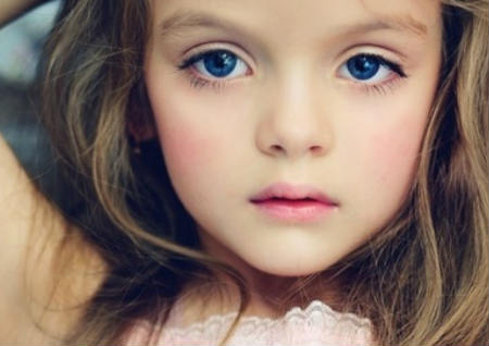 姓梁女孩名字优雅大气