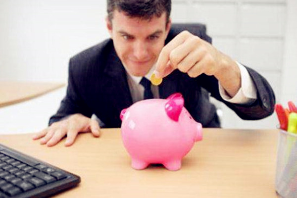 小气的人长相特征