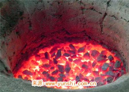 炉中火命是什么意思 炉中火命是什么意思