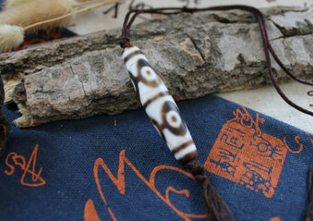 十二生肖佩戴几眼天珠 十二生肖佩戴几眼天珠