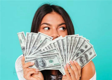 赚钱比较容易的八字特征 赚钱比较容易的八字特征