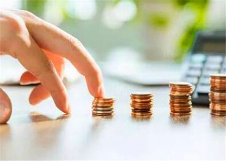 赚钱比较容易的八字特征 赚钱比较容易的八字特征