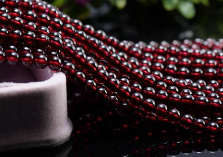 石榴石戴久了会怎样 石榴石戴久了会怎样