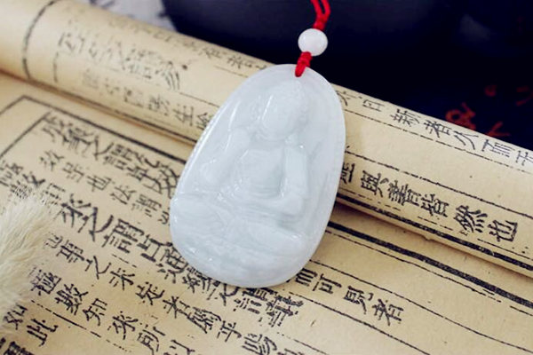 阿弥陀佛菩萨求什么最灵 阿弥陀佛菩萨求什么最灵