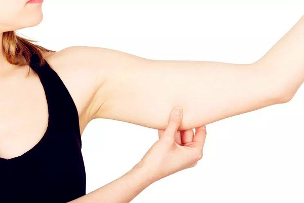 女人手臂粗好吗