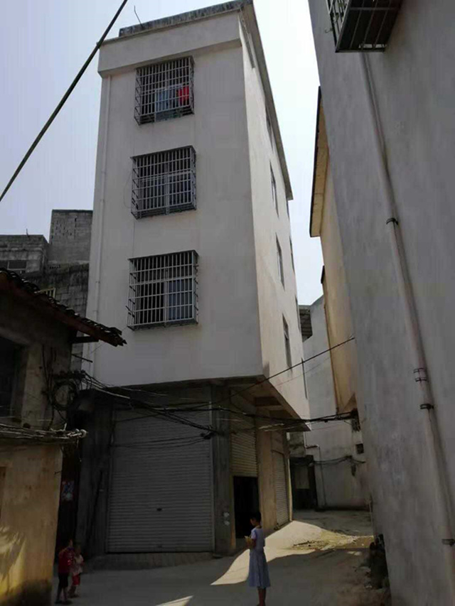 头重脚轻随风倒，阳宅败局之一