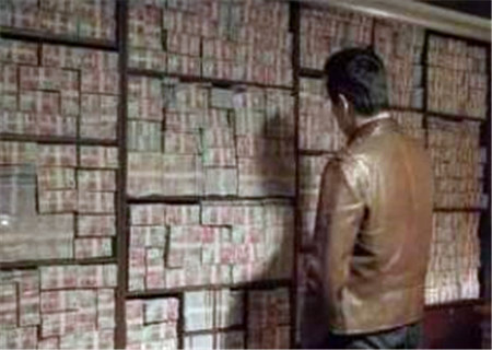 大贪官的八字特点 大贪官的八字特点