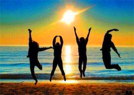 命中多贵人相助的八字特征 命中多贵人相助的八字特征