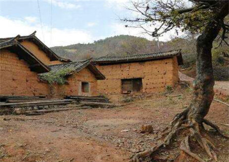 不适合在家乡发展的八字特征 不适合在家乡发展的八字特征