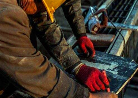 易为体力劳动者的八字特点 易为体力劳动者的八字特点