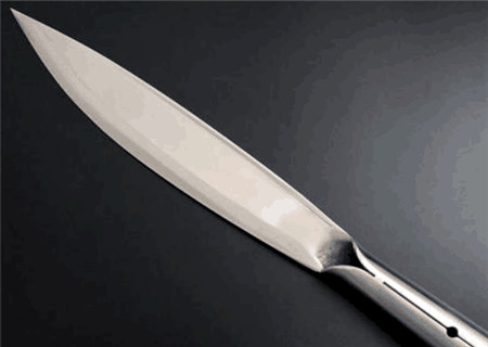 八字中的羊刃和飞刃是何意 八字中的羊刃和飞刃是何意