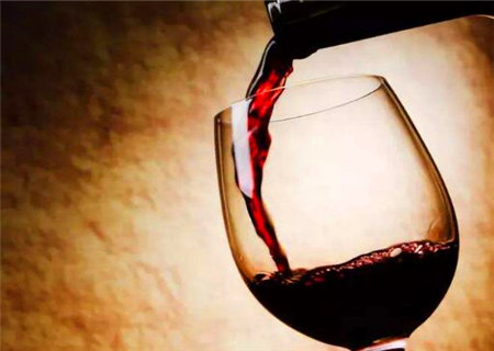 天生酒量很好之人八字特征 天生酒量很好之人八字特征