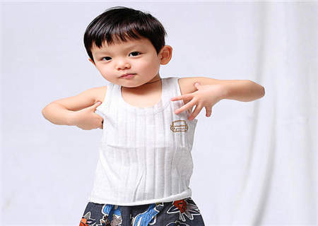 荣姓男孩独特名字