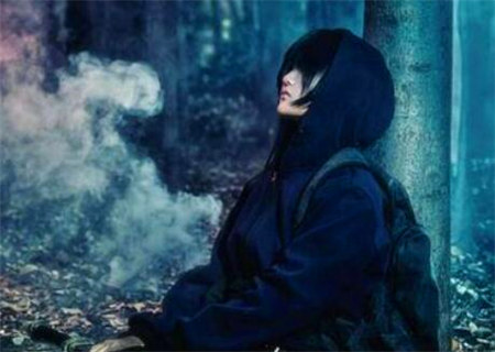 性格冷漠的八字特征 性格冷漠的八字特征