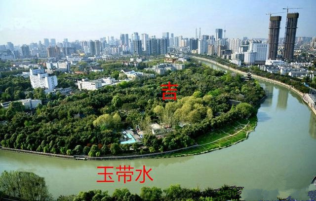 风水学中，什么是玉带水？