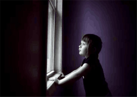 性格内向孤僻的八字特征 性格内向孤僻的八字特征