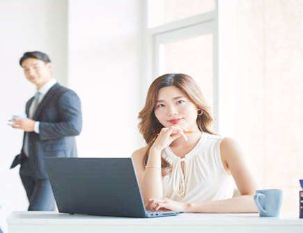 处事冷静的生肖女