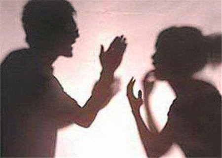 夫妻经常争吵的八字特征 夫妻经常争吵的八字特征