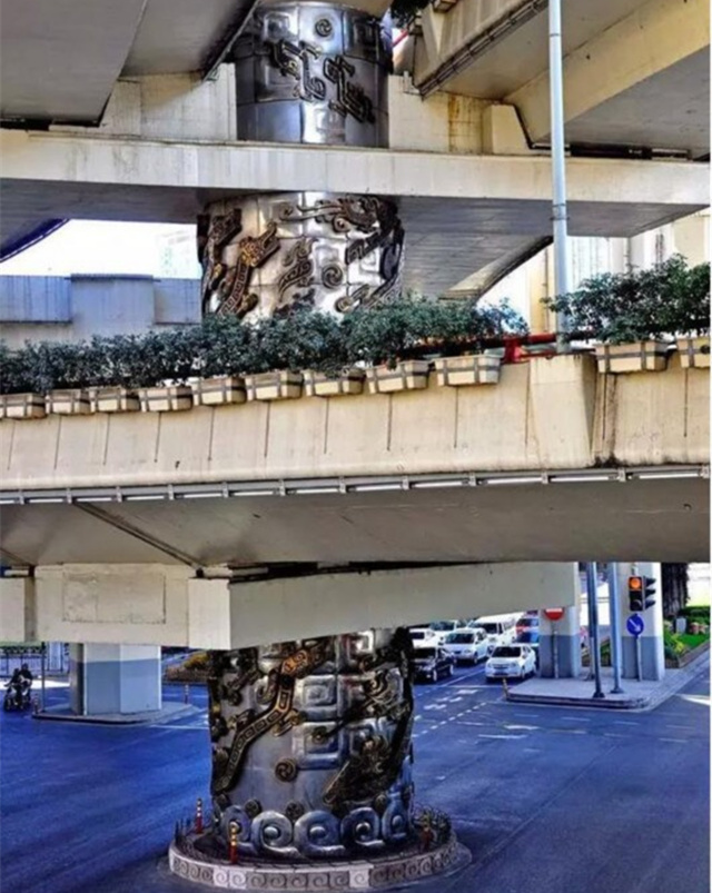 上海龙柱是运用风水镇法吗? 上海龙柱是运用风水镇法吗?