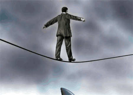 命硬的八字有哪些特征 命硬的八字有哪些特征