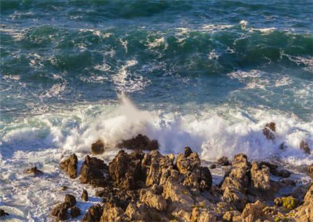 人生多动荡的八字特征 人生多动荡的八字特征