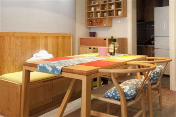 饭桌摆放风水讲禁忌 饭桌摆放风水讲禁忌