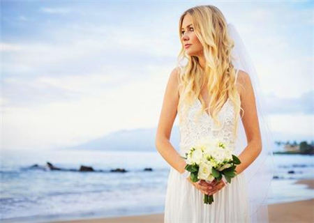 应避免早婚的女命八字特征