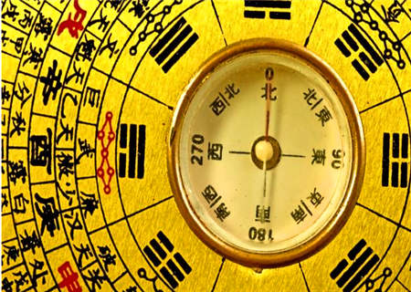 八字食伤泄秀格局