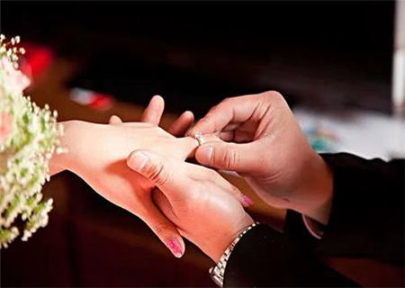 二婚嫁的好的女命八字特征 二婚嫁的好的女命八字特征