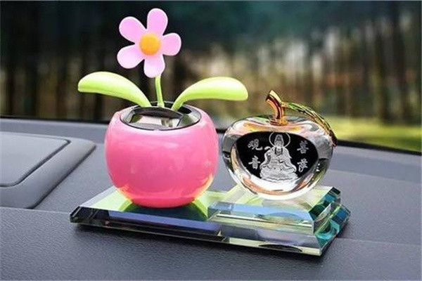 汽车风水摆件