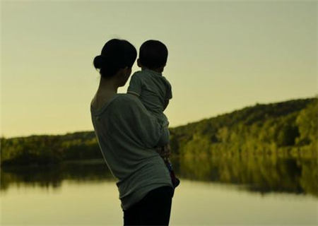 容易抛妻弃子的男命八字