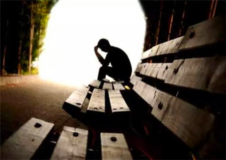 一生多忧少乐的八字特征 一生多忧少乐的八字特征