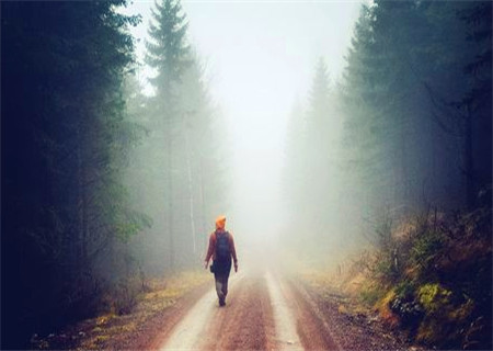 一生多忧少乐的八字特征 一生多忧少乐的八字特征