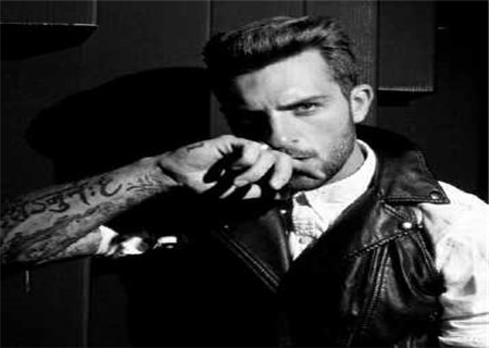 比较爷们的男命八字特征 比较爷们的男命八字特征