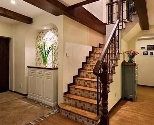 楼梯应如何装修 楼梯应如何装修