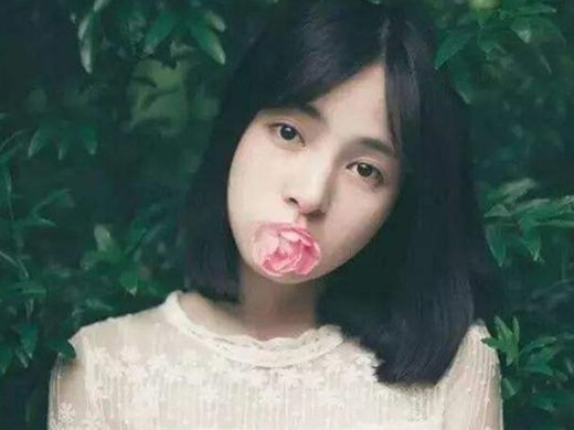 八字看相貌美的人