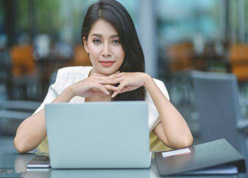 八字看性格果断的女人.jpg 八字看性格果断的女人.jpg