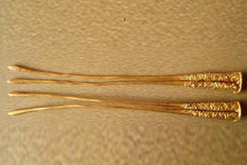 喜用神是金佩戴什么好.jpg 喜用神是金佩戴什么好.jpg