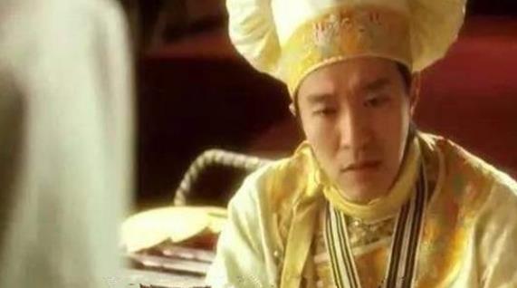 日坐食神的男命.jpg 日坐食神的男命.jpg